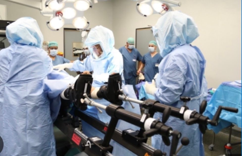 On-Table Direct Anterior Hip Replacement | David Agolley Orthopaedic Surgeon