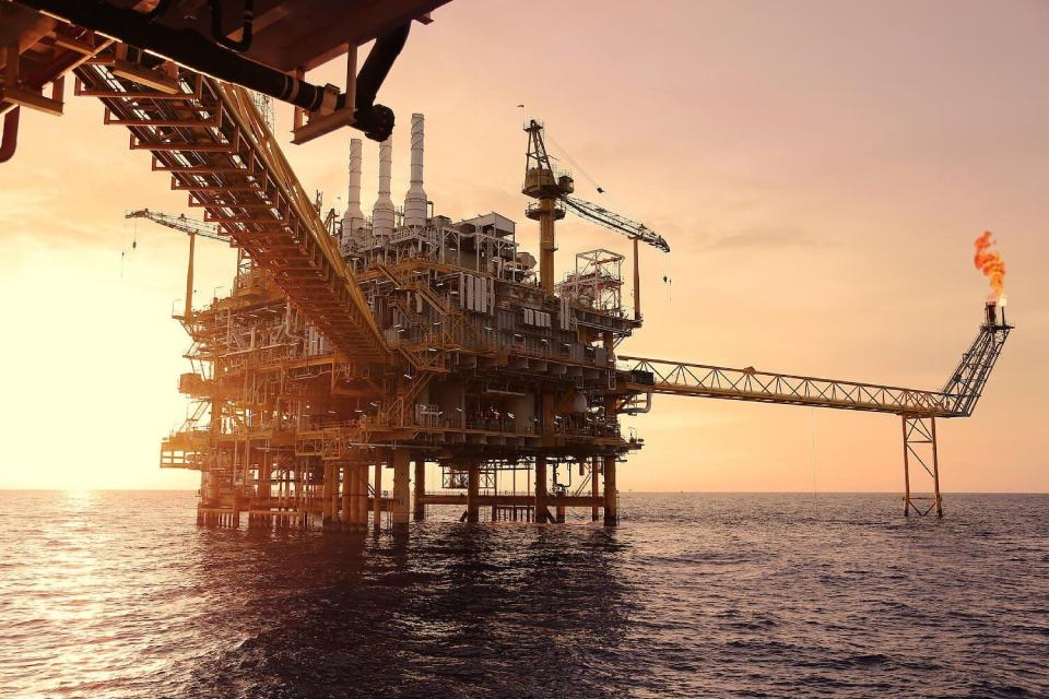 piattaforma petrolifera