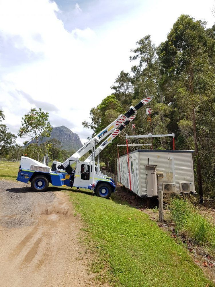 20 Tonne Franna Mobile Cranes — Pialba, QLD — Wide Bay Crane Hire