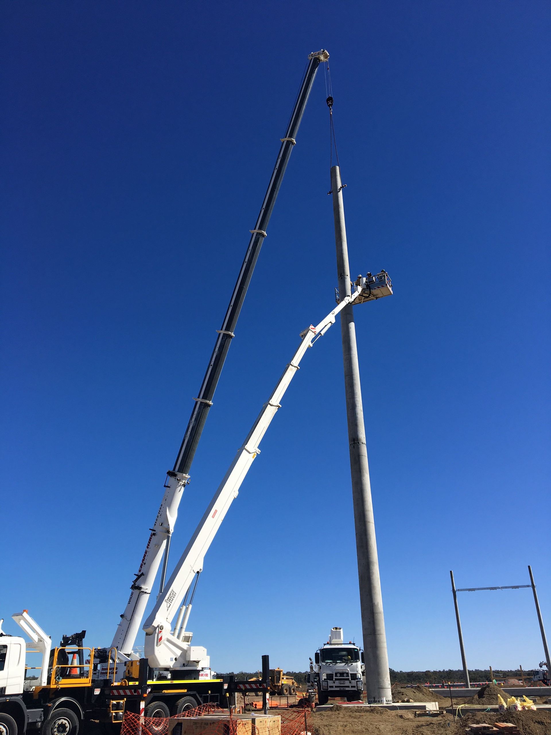 EWP's To 46 Metres Lifting Pole — Pialba, QLD — Wide Bay Crane Hire