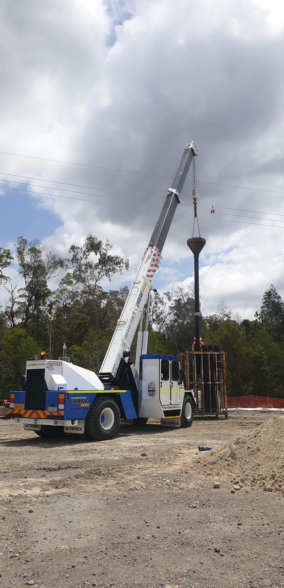 Franna Mac 25-L Lifting on Construction Site — Pialba, QLD — Wide Bay Crane Hire