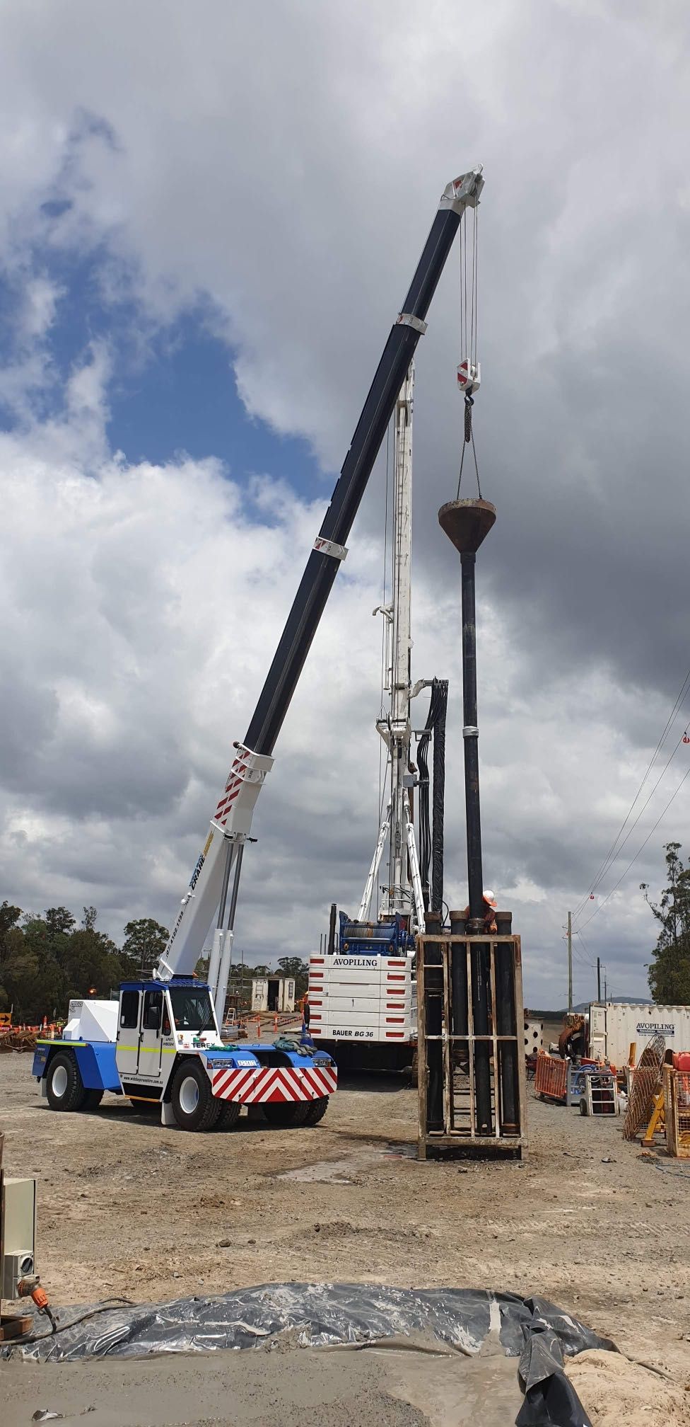 Franna Mac 25-L Lifting Cage — Pialba, QLD — Wide Bay Crane Hire