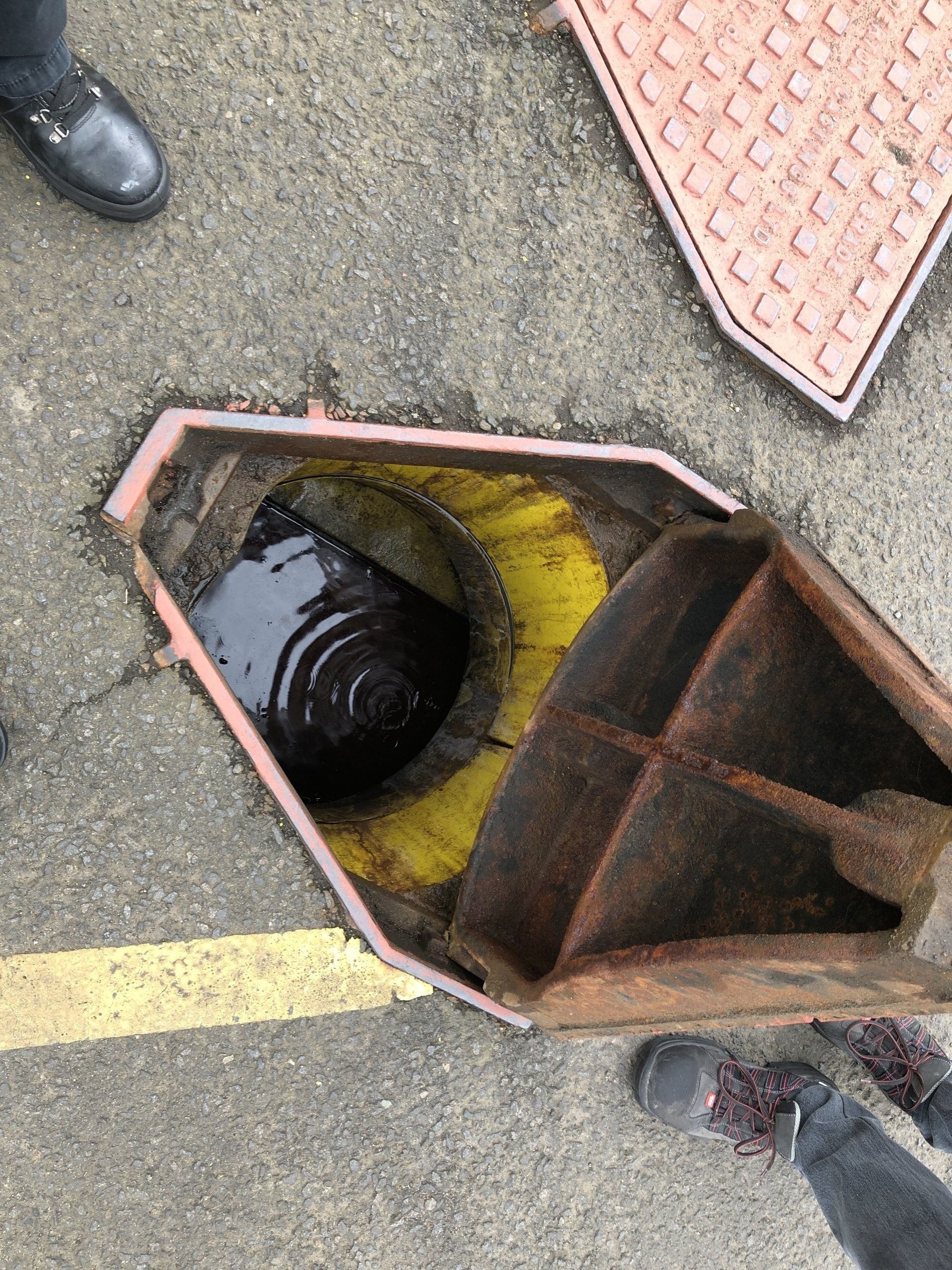 Oil water interceptor