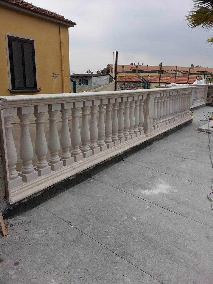 Parapetto in marmo
