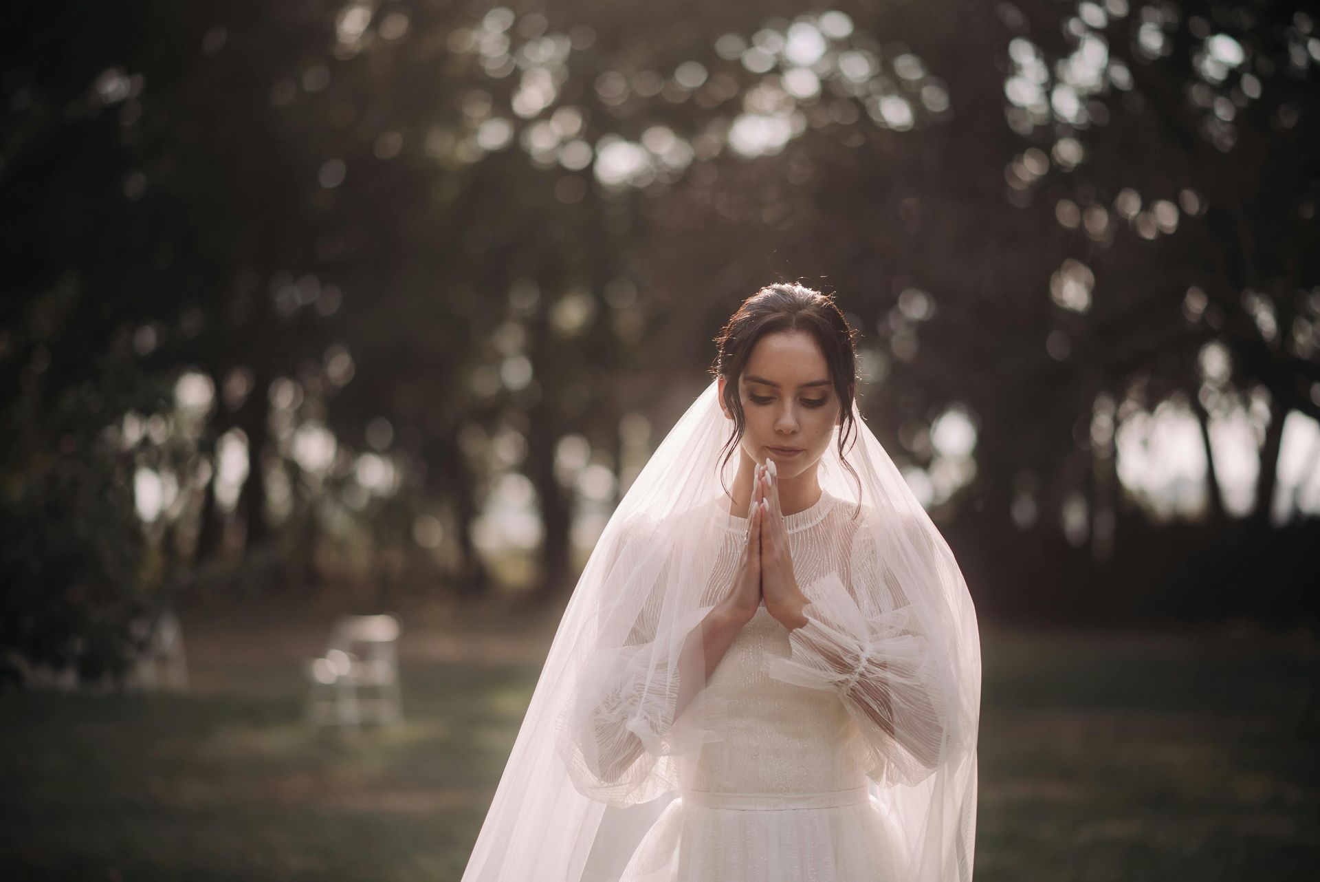 Bride praying 