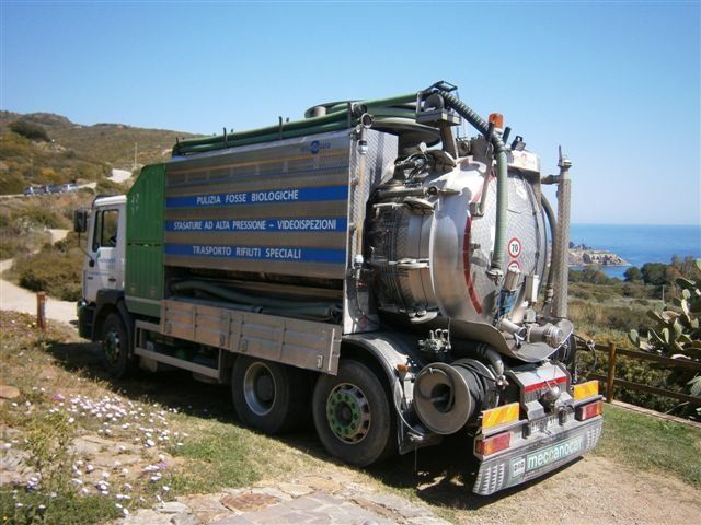 cisterna per autospurghi