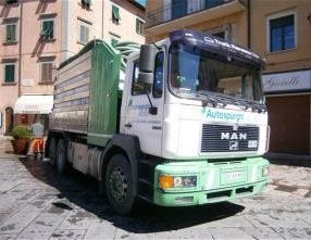 camion per autospurgo