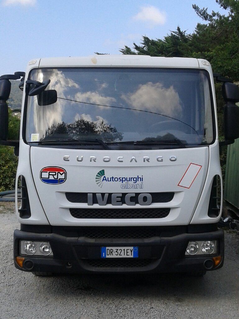 camion visto di fronte
