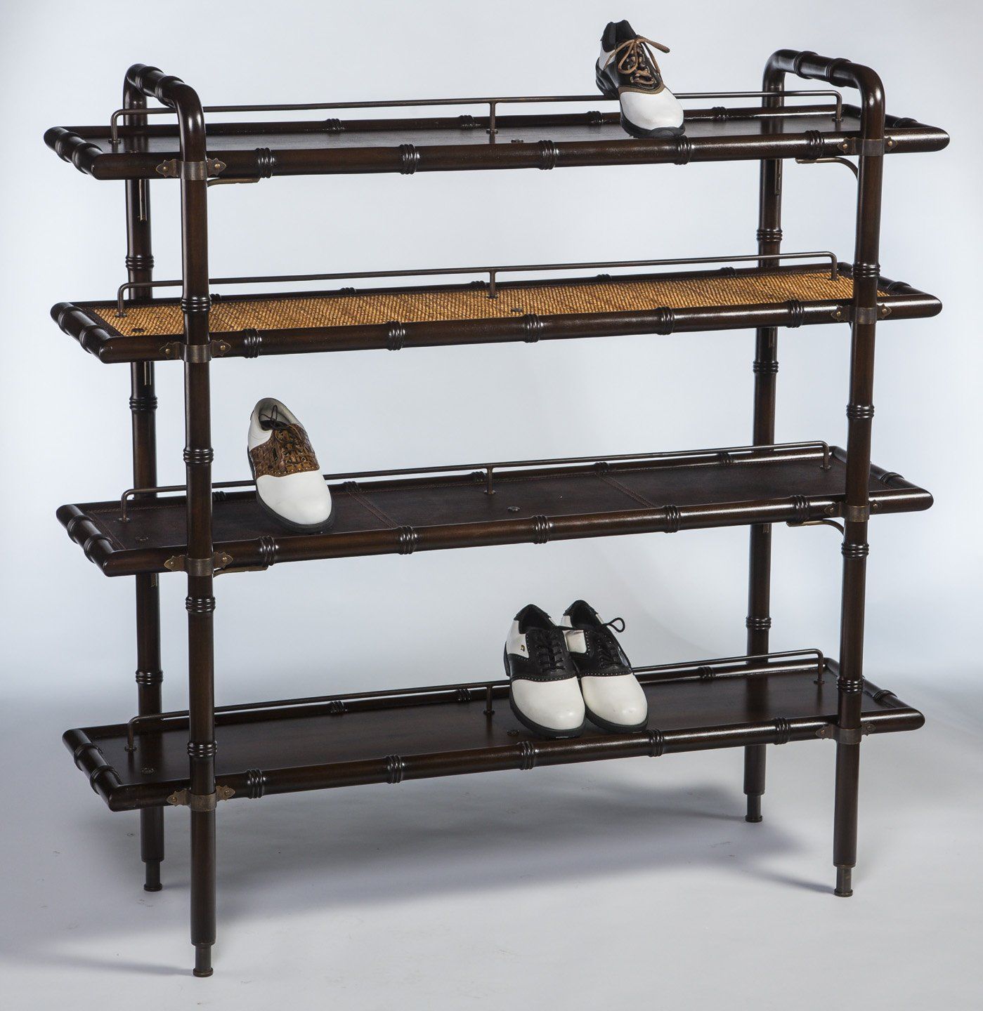 Shoe Display (Shown in Hampstead Finish)