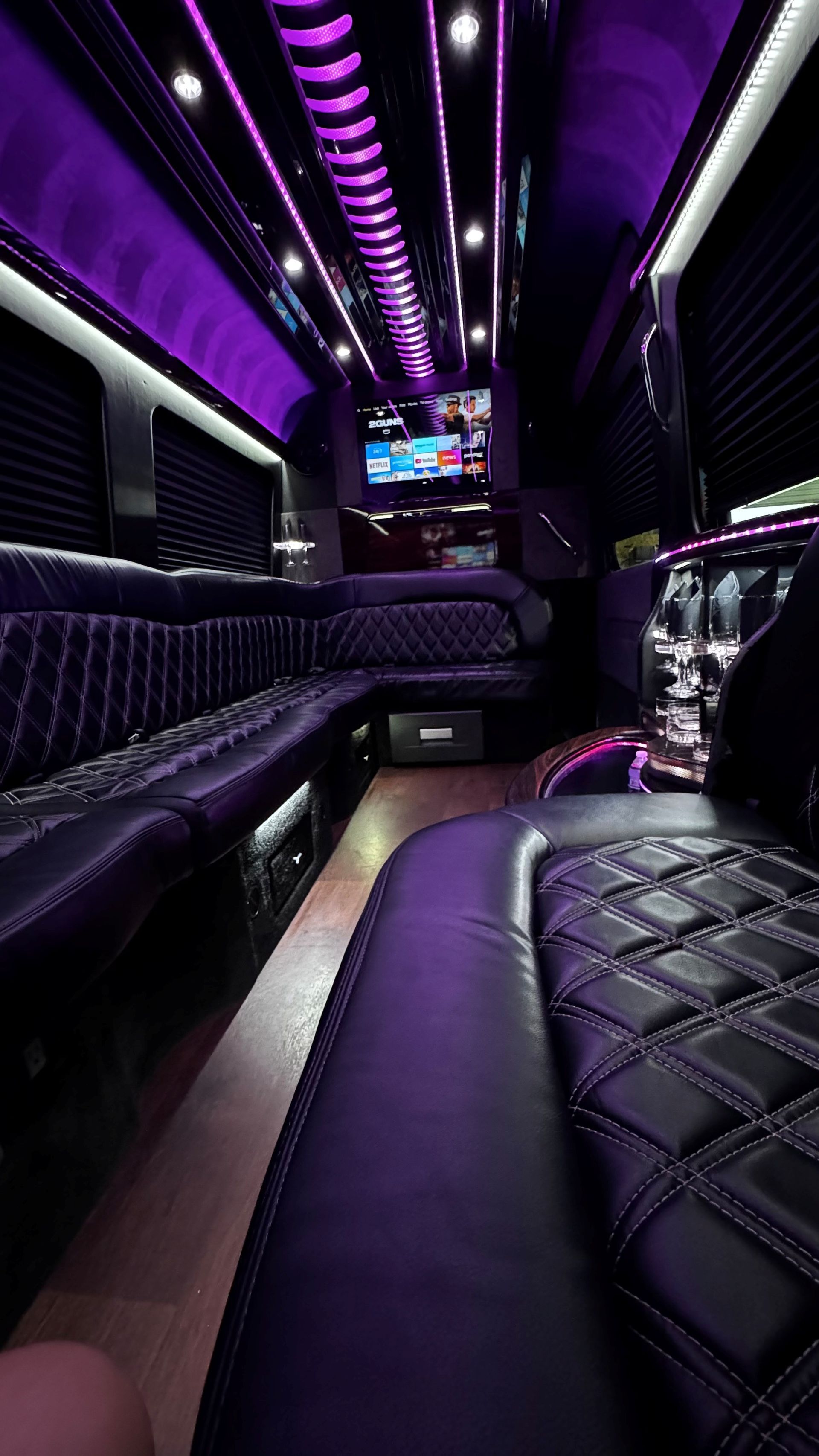 14-Passenger Limo Sprinter