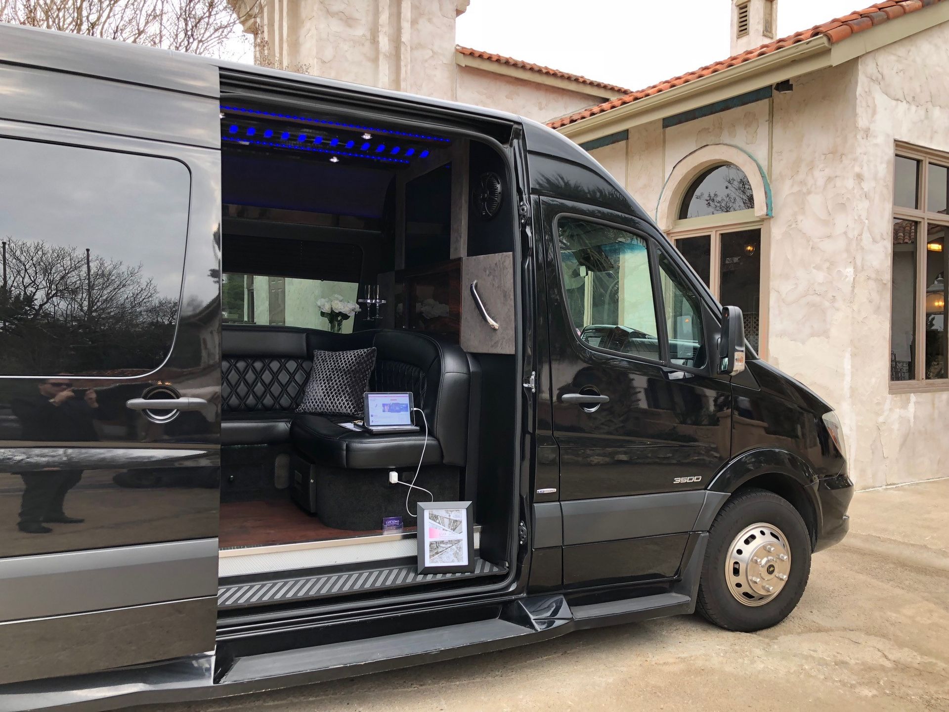 14-Passenger Limo Sprinter