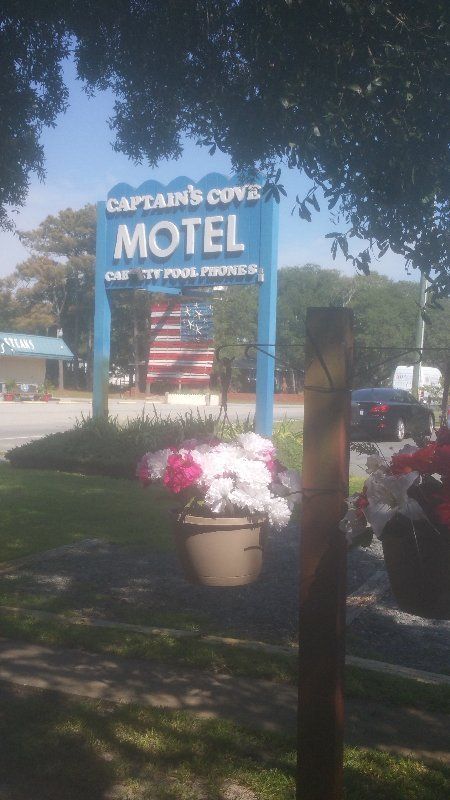 Captain's Cove Motel Sign Board — Oak Island, NC — Captain's Cove Motel