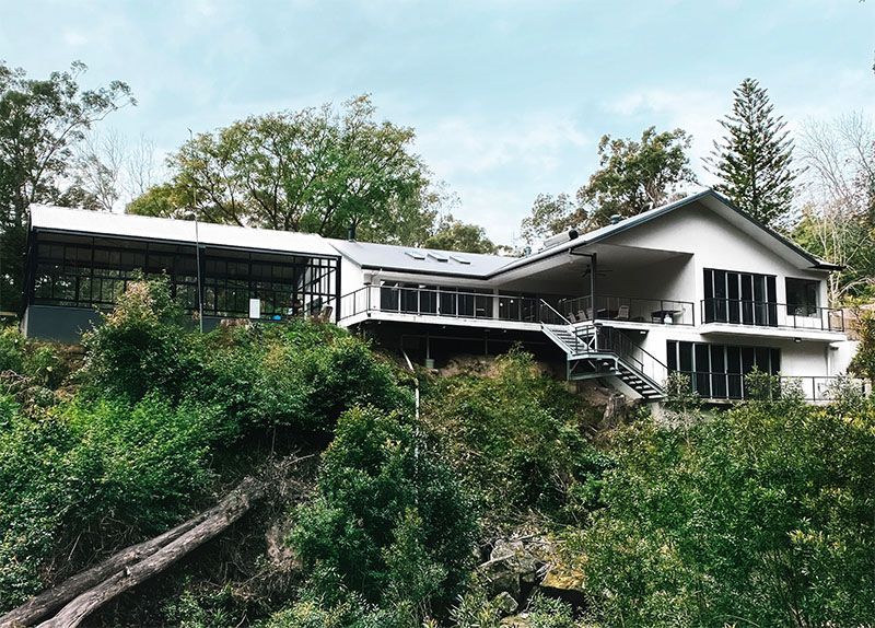 Large House on Cliffside — Custom Home Builders in the Hunter Valley