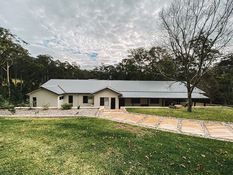 Path Leading Down to the House — Custom Home Builders in the Hunter Valley