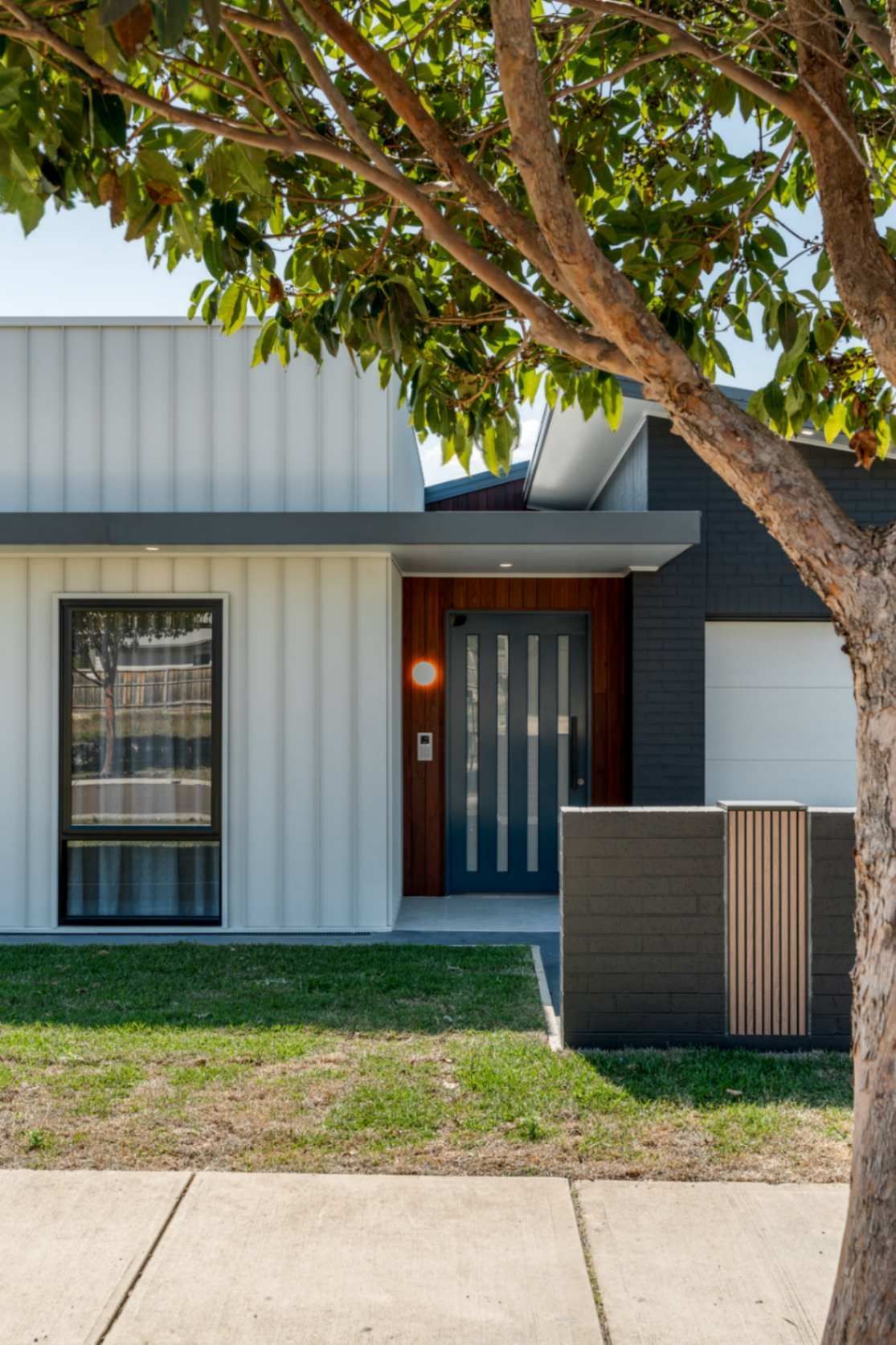 Front View Of A Cosy House — Custom Home Builders in the Hunter Valley