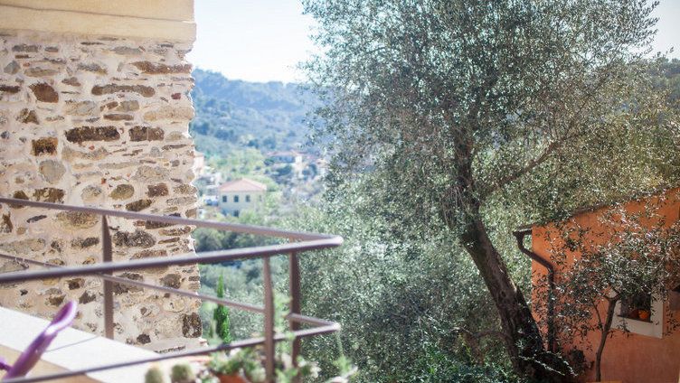 Hotel San Bartolomeo al Mare. B&B San Bartolomeo al Mare. Dove dormire in provincia di Imperia.
