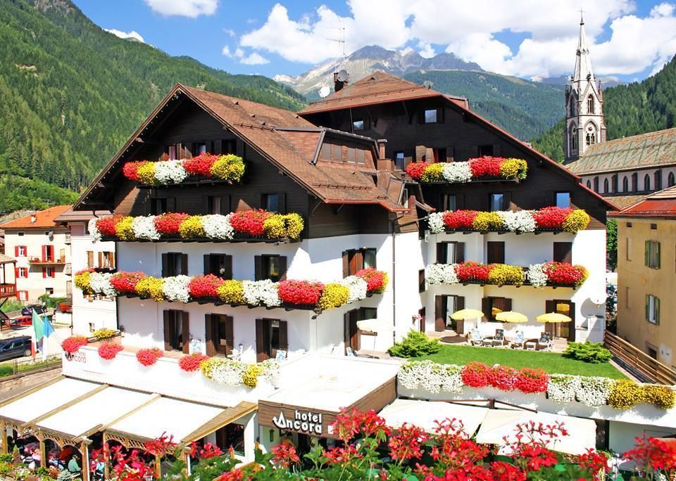 Hotel a Predazzo. Hotel in Val di Fiemme. Hotel gay friendly Predazzo.