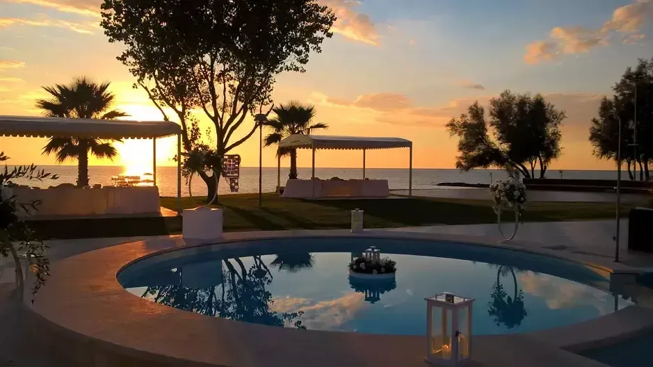 Cena a lume di candela a Belvedere Marittimo. Hotel   con SPA solo per due a Belvedere Marittimo. Fuga d'amore a Belvedere Marittimo.