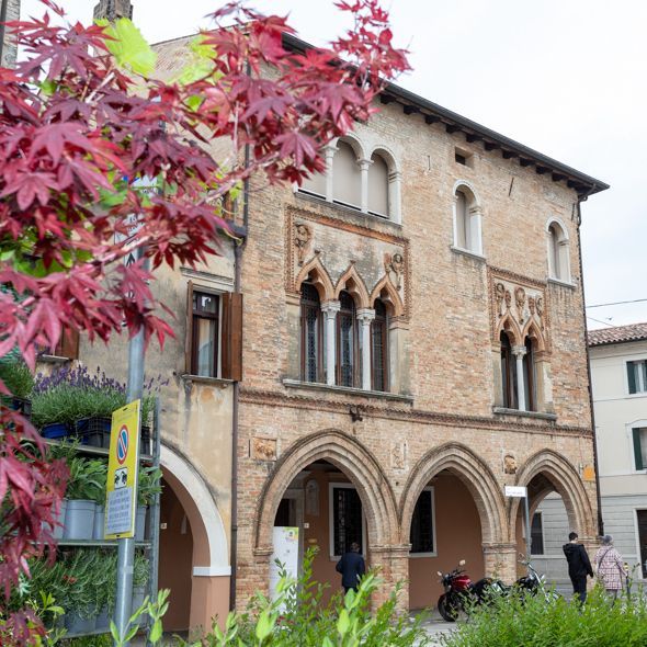 Исторический памятник для свадеб и гражданских браков в Портогруаро, Венеция