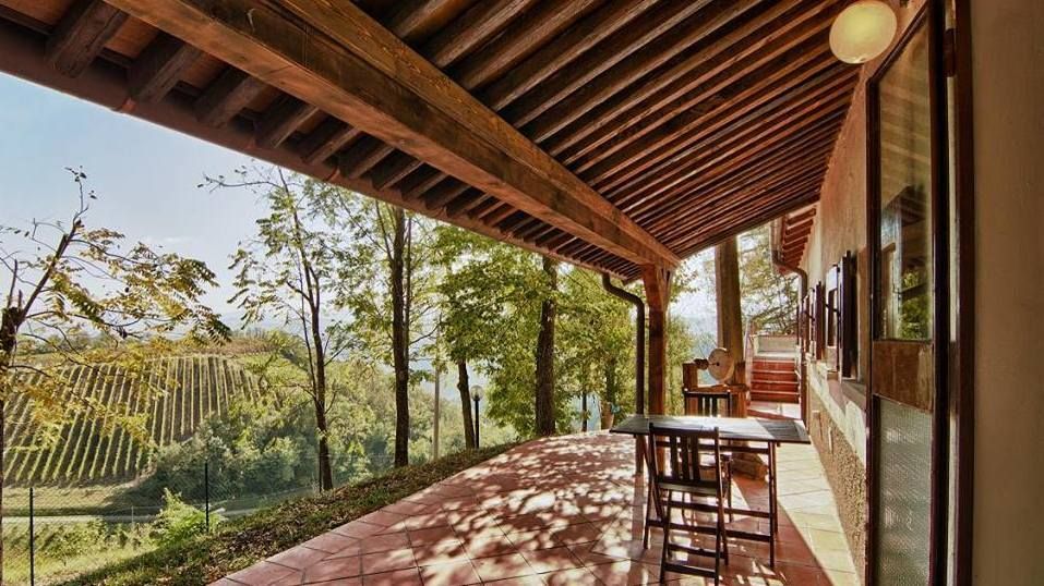 Hotel Pianoro. Dormire in vigna in provincia di Bologna.