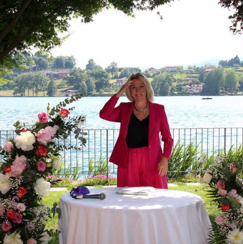 Celebrante matrimonio Lago d'Orta.