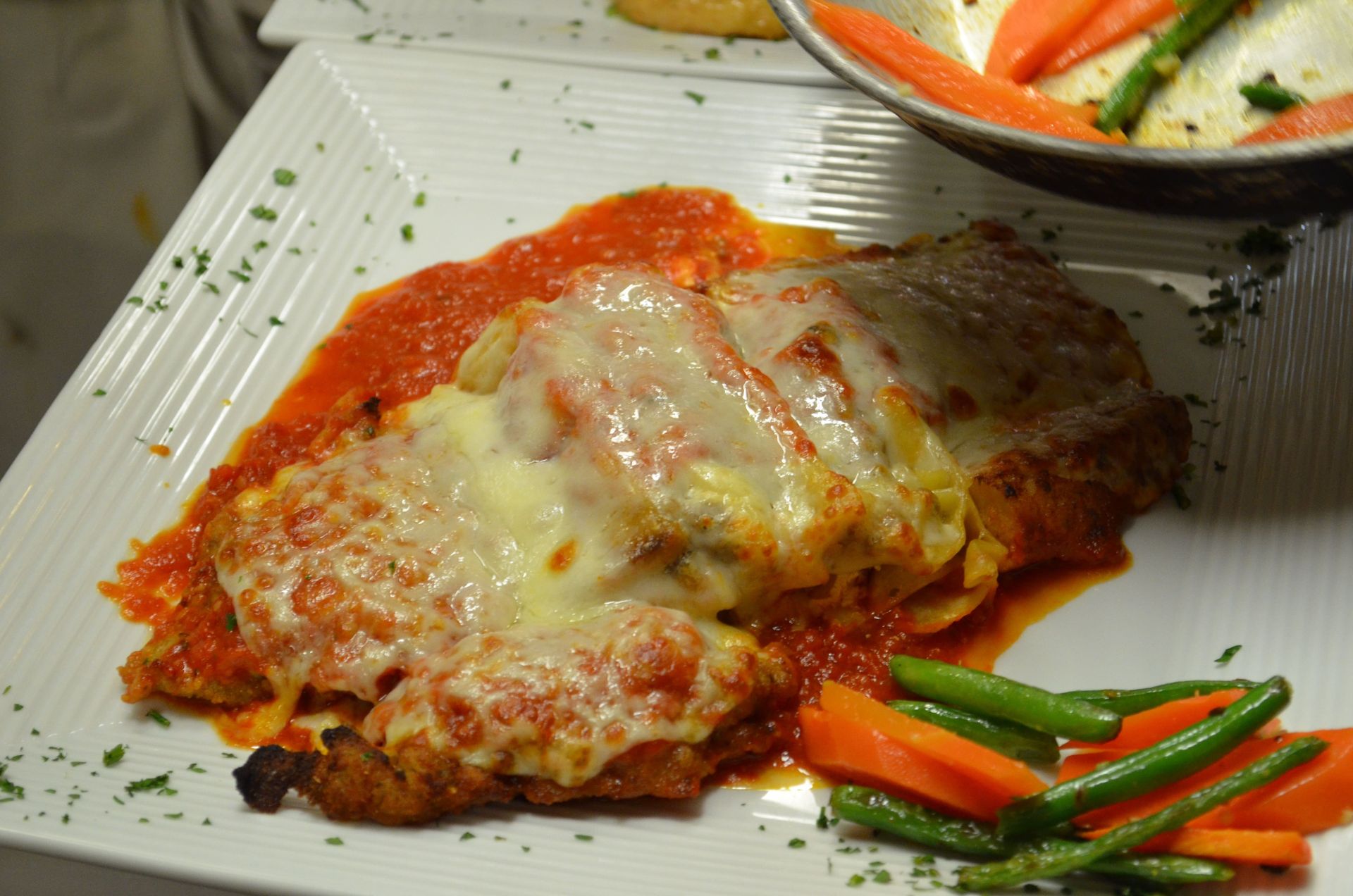 Mangia Mangia Restaurant & Pizza