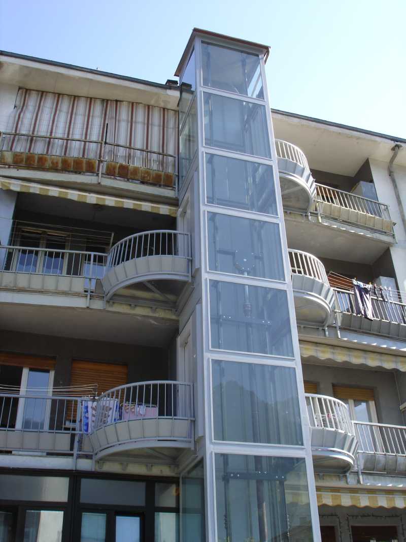 ascensore esterno