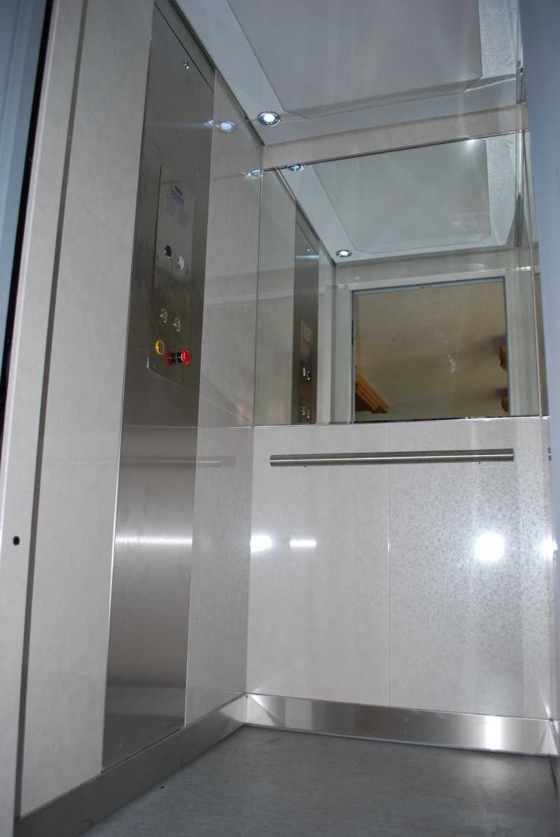 montacarichi in metallo