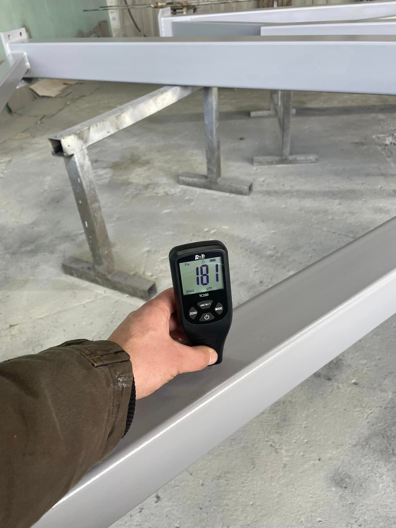 Metalo pramoninis dažymas
