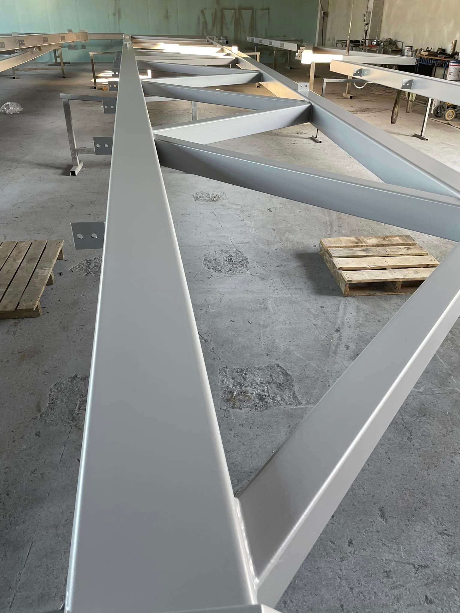 Metalo pramoninis dažymas
