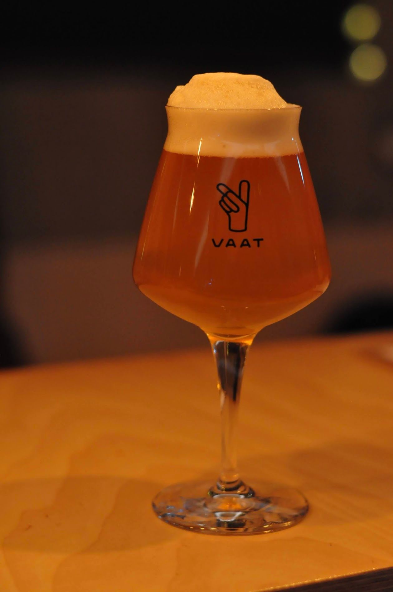 a pretty glass, teku