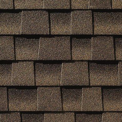 Bardeaux de toiture en asphalte brun.