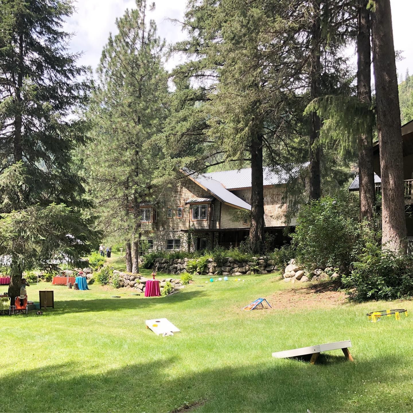 Outdoor Event Venue — Wenatchee, WA — Royal Flush Portable Luxury Restrooms