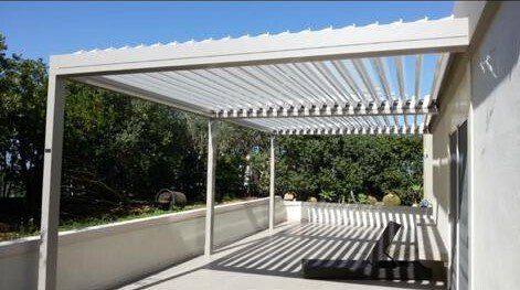 Pergola con lamelle