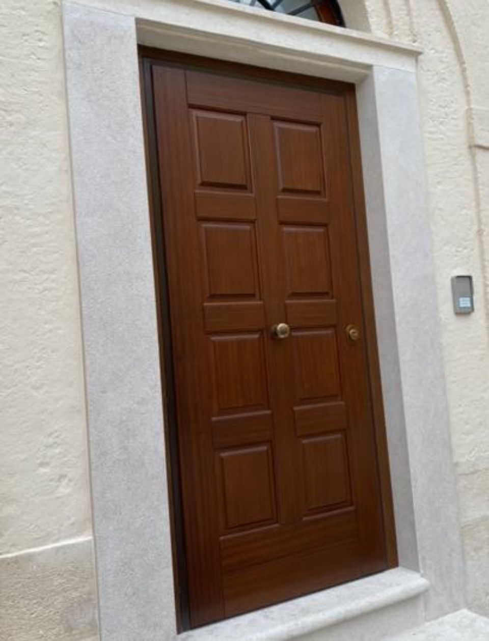 Porta blindata in legno