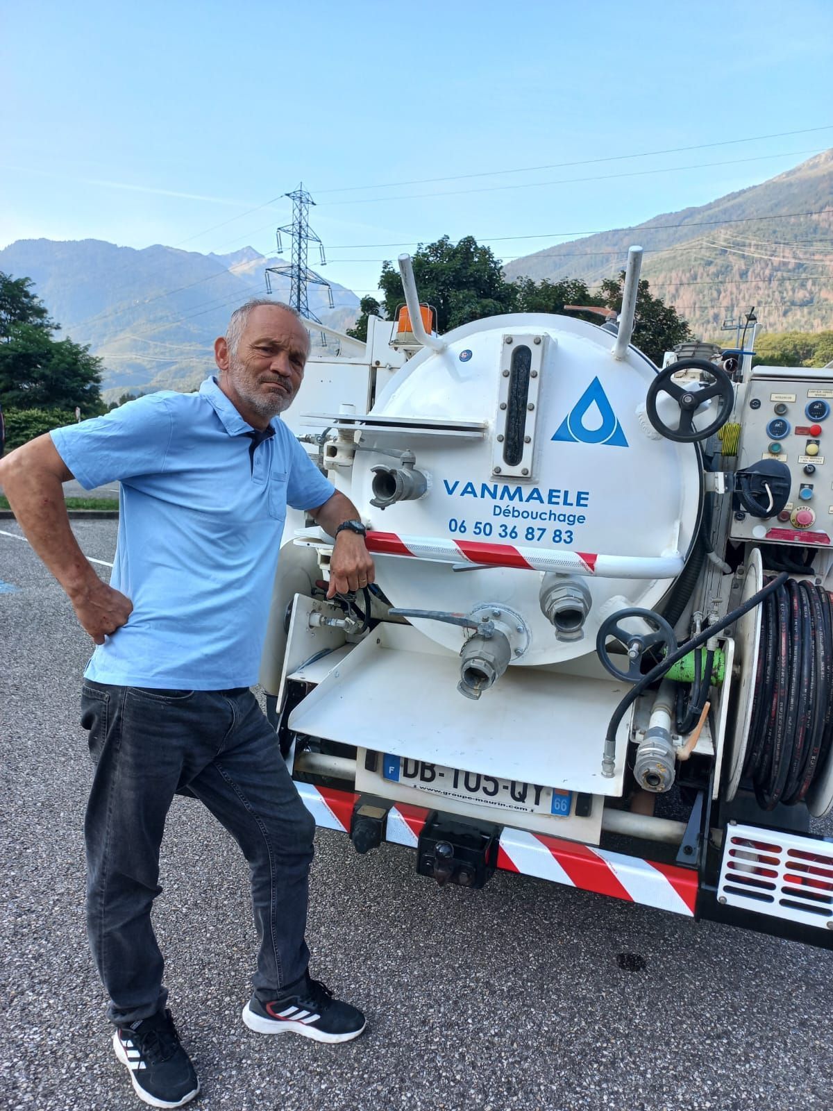 Photo Michaël Vanmaele Véhicule 4x4, Vanmaele Débouchage, Entreprise de curage et débouchage à Albertville en Savoie