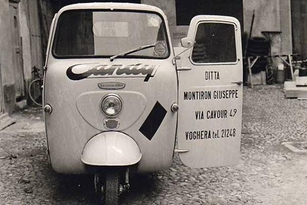 foto storica del veicolo per la consegna