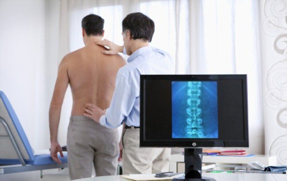 Especialista em coluna em Curitiba Médico especialista em coluna em Curitiba
