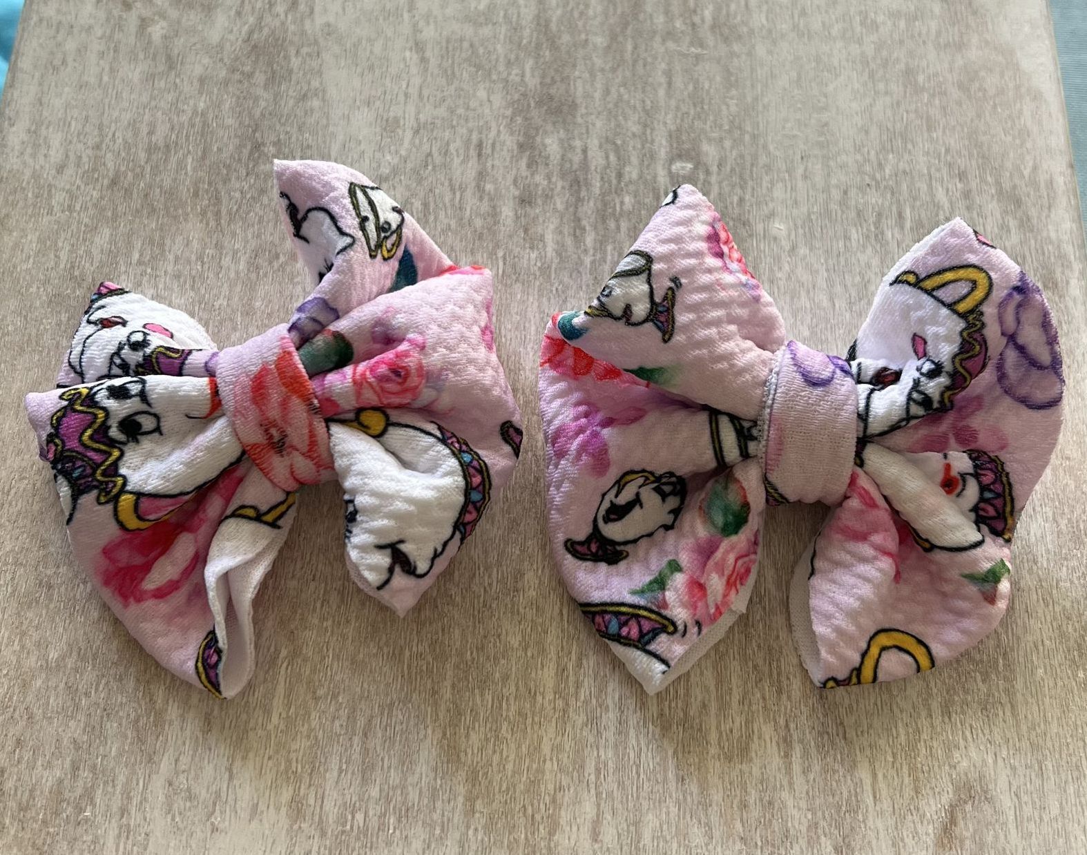 Cartoon & Character Piggy Bows