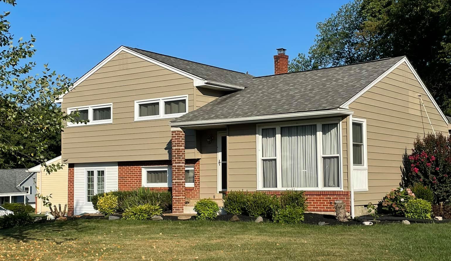 Green Siding Of House — Claymont, DE — TD Painting Handyman Green Siding Of House — Claymont, DE — TD Painting Handyman