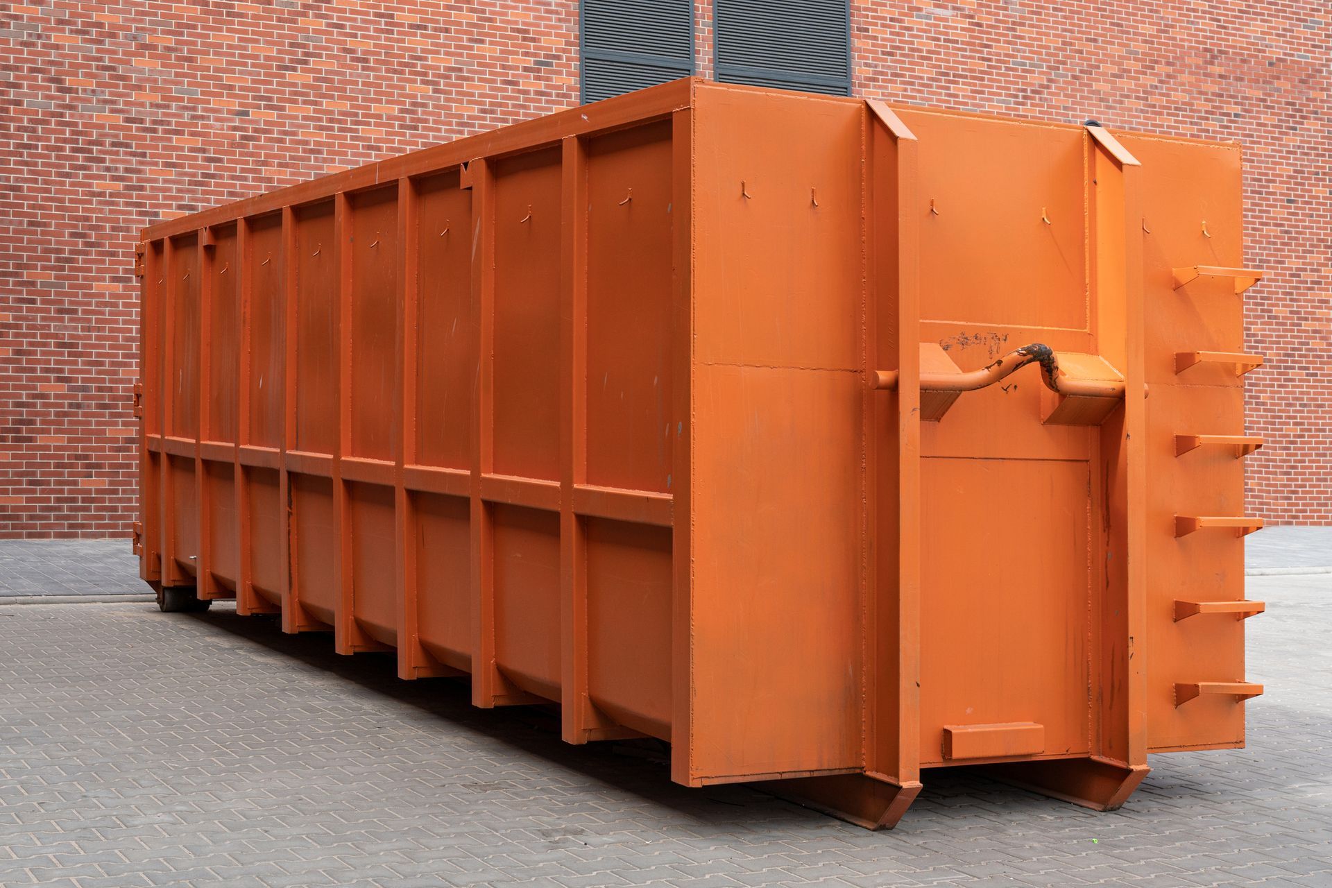 A large garbage container. 