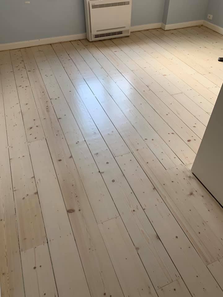 Polished Vertical Hardwood Flooring — Melbourne, VIC — Park Avenue Floors