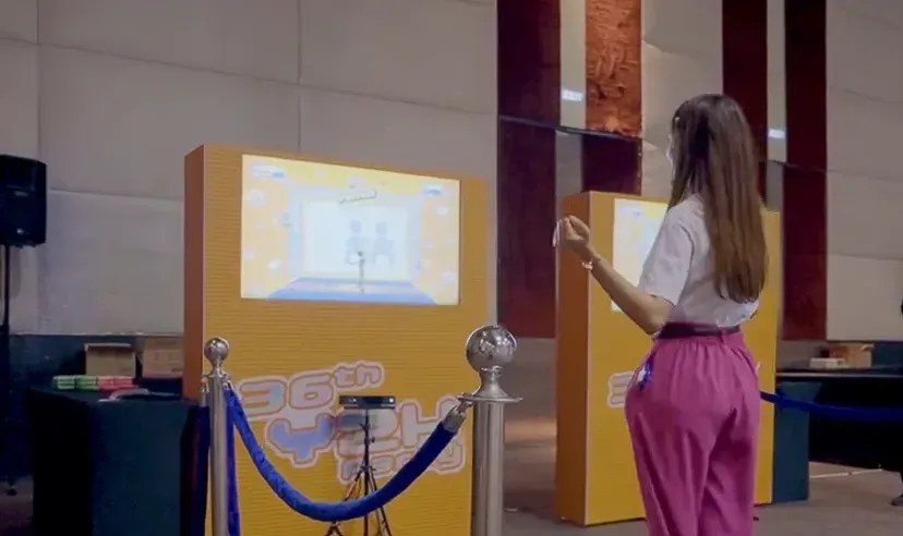 เกมแข่งเต้น Pose Dance ใช้เซนเซอร์ตรวจจับท่าทางสุดล้ำ จาก any i สำหรับจัดเกมงานเลี้ยงบริษัท