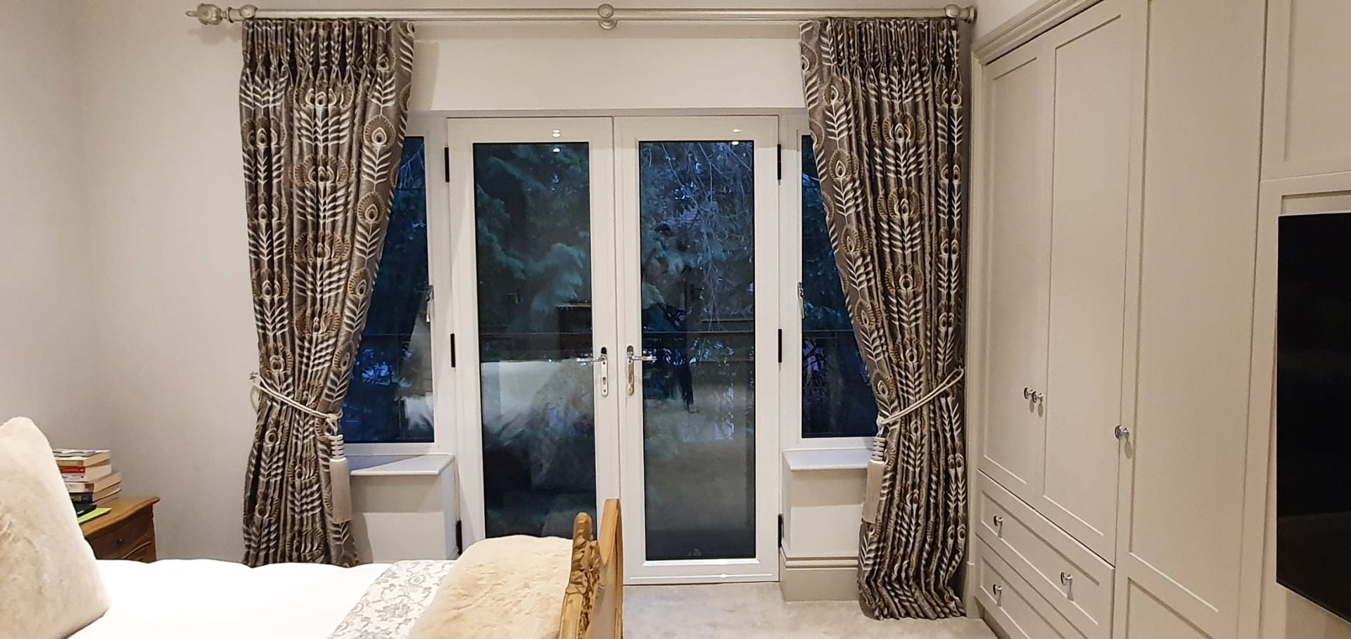 Quality, bespoke curtains