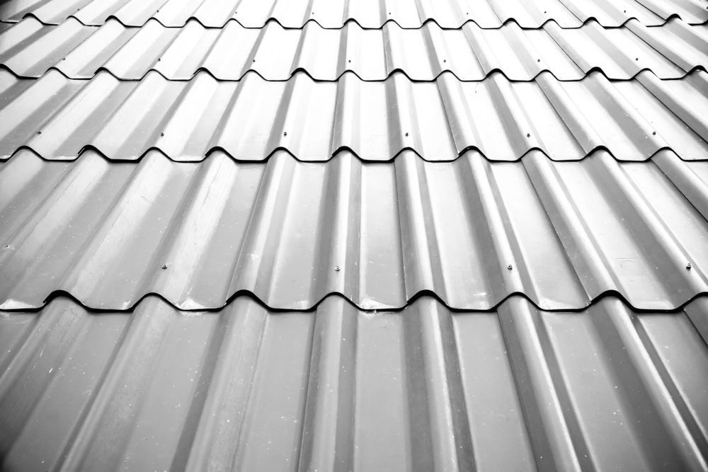 Shiny Metal Roof — Southern Cross Roof Plumbing in Byron Bay, NSW