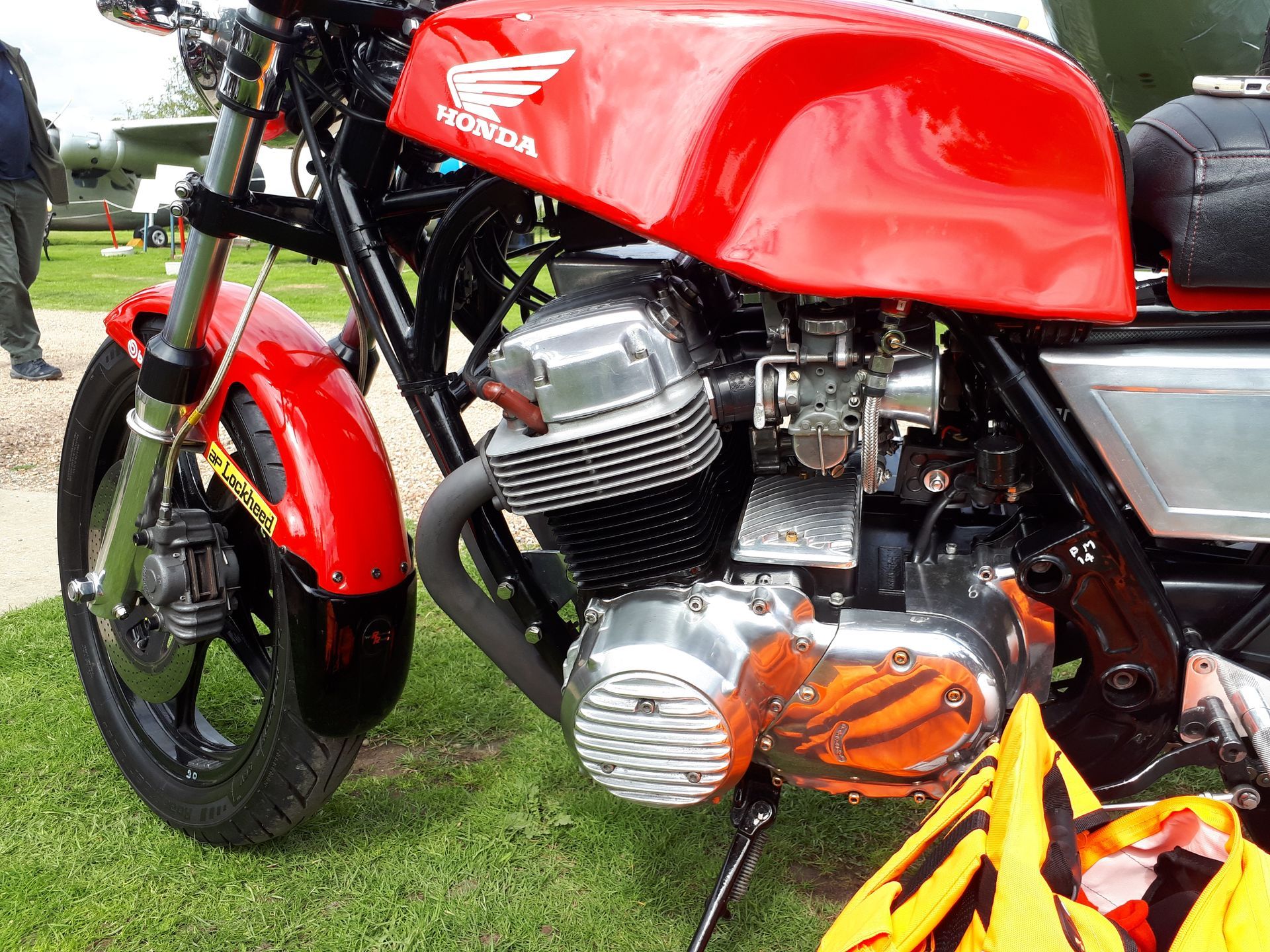 Pecket & McNab CB750