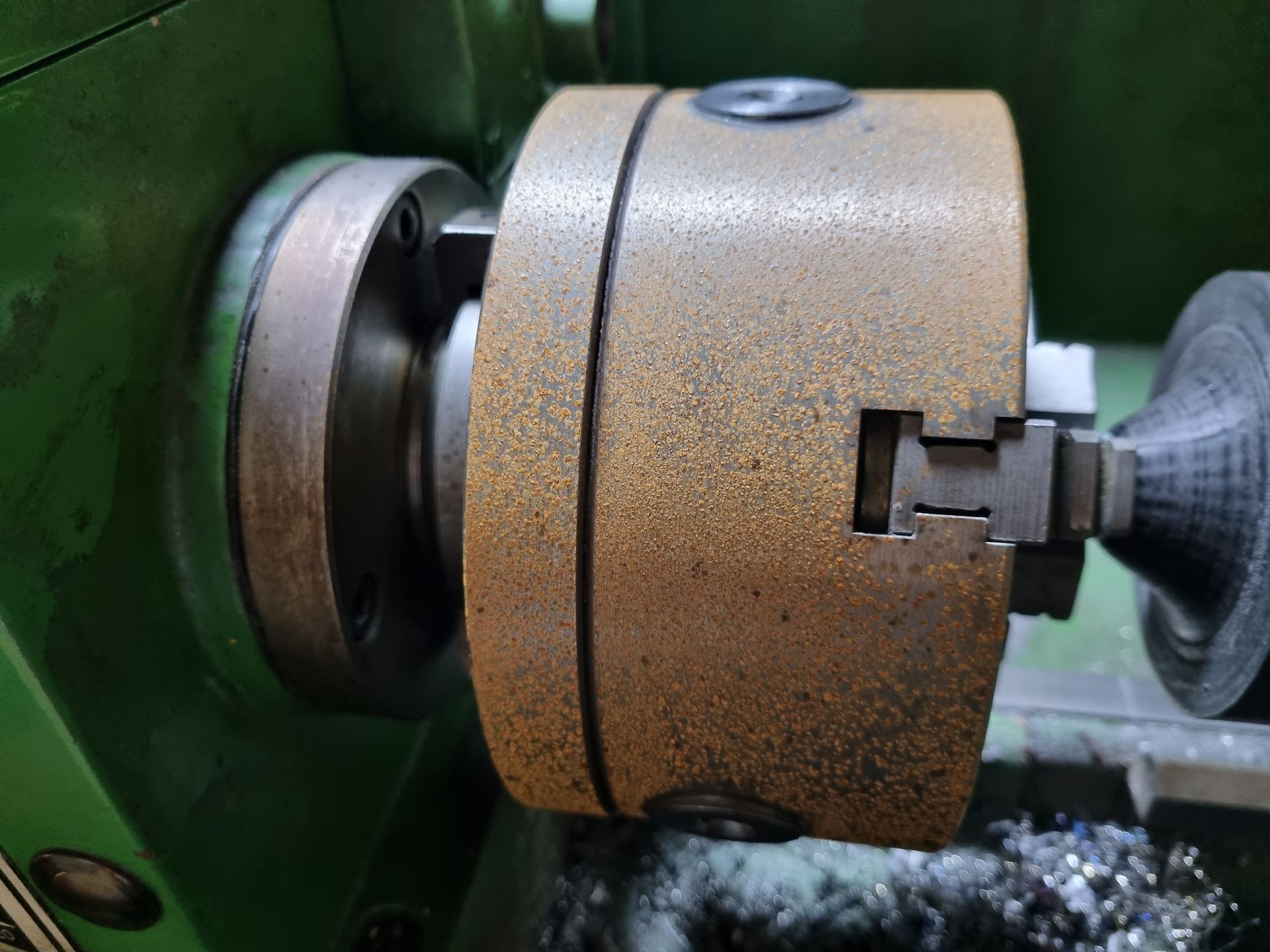 Rust on lathe chuck caused by condensation.