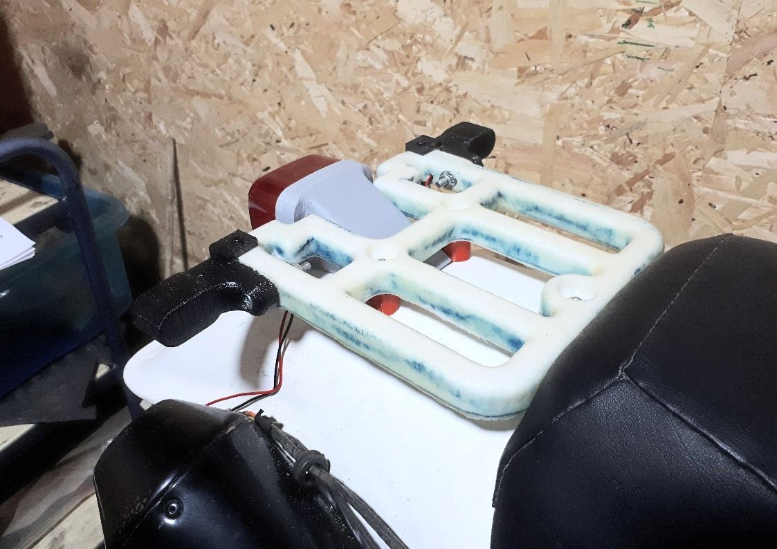 3D printed rear motorcycle rack and indicators