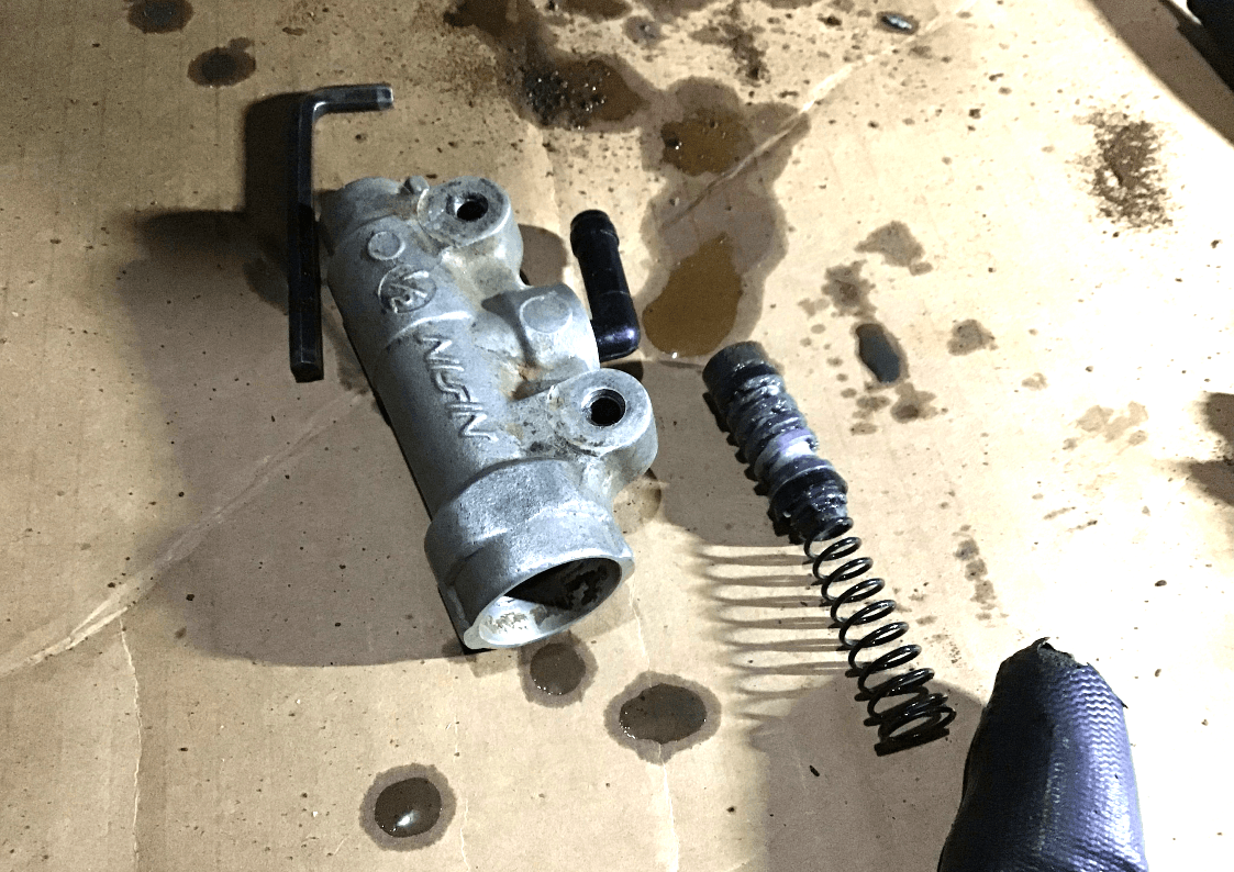 Dismantled YZ125 rear master cylinder