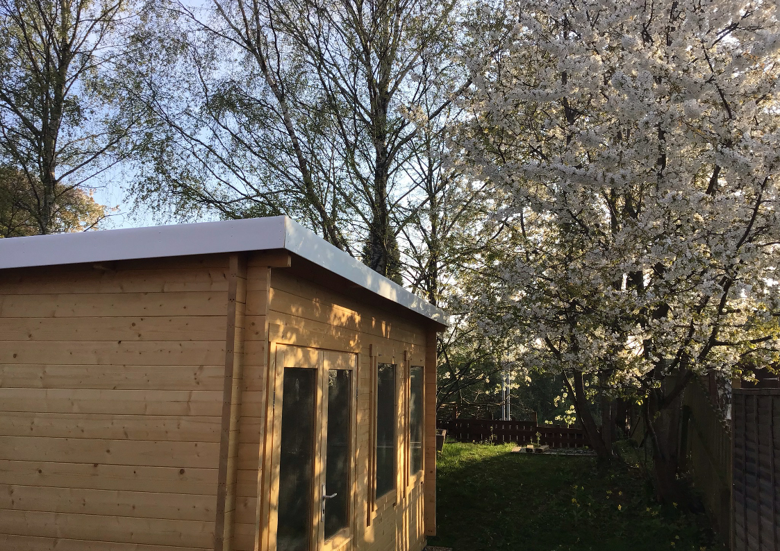 New log cabin workshop